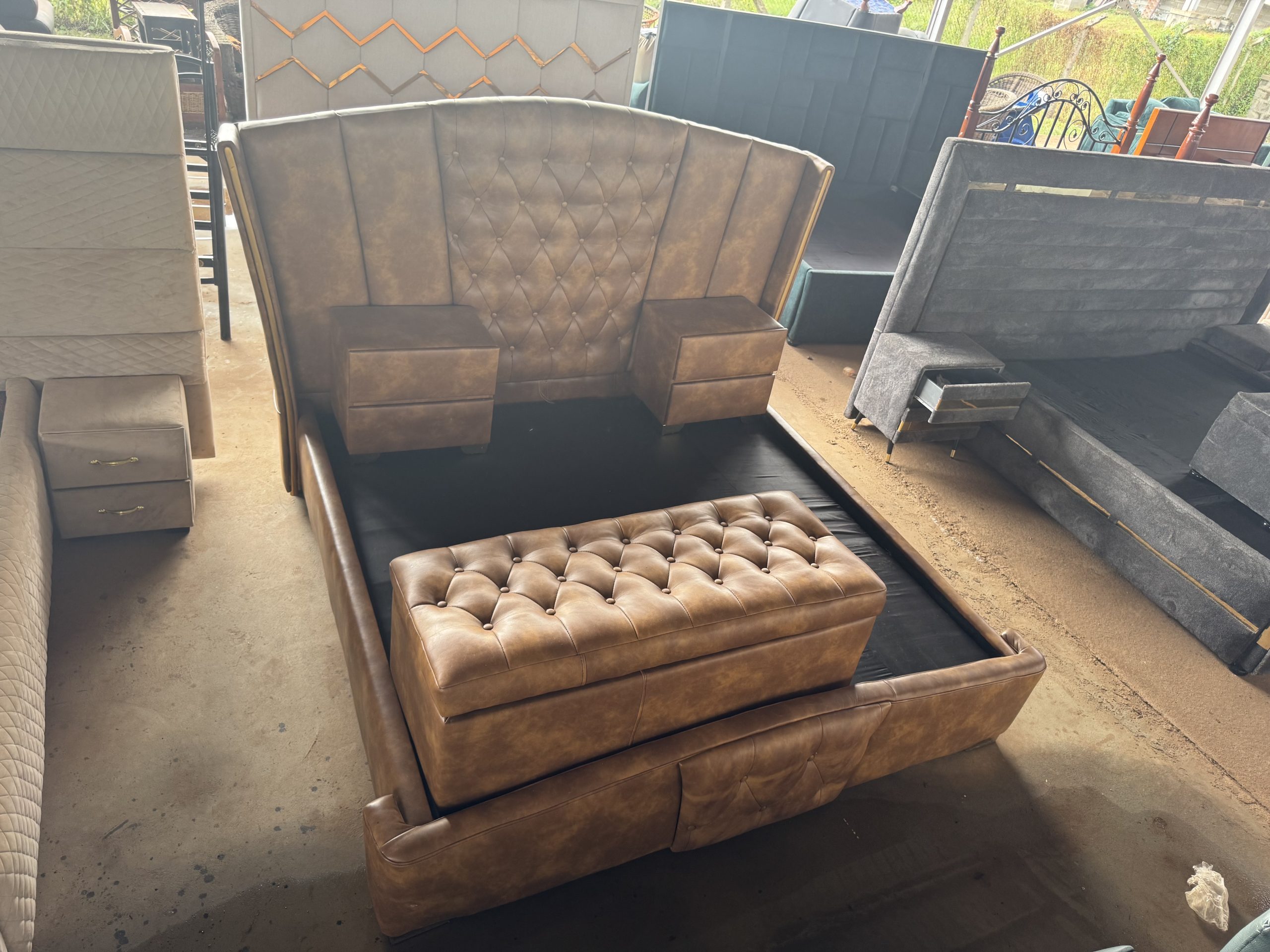 luckyjbfurniture,com