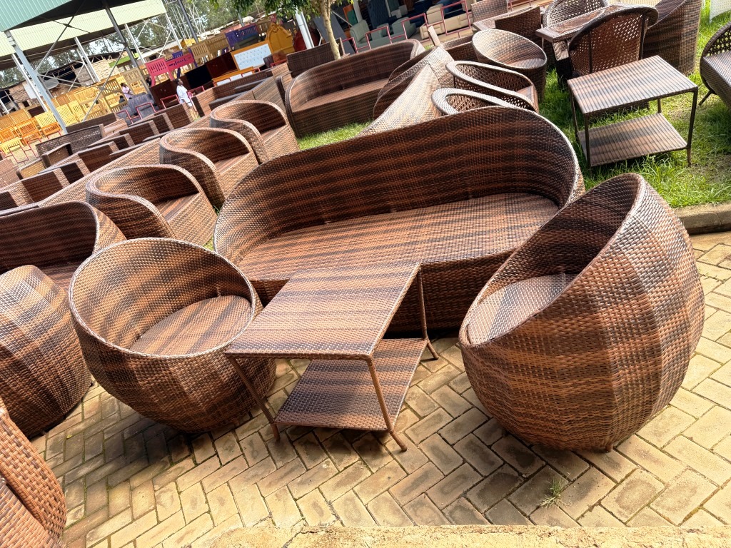 luckyjbfurniture (83)